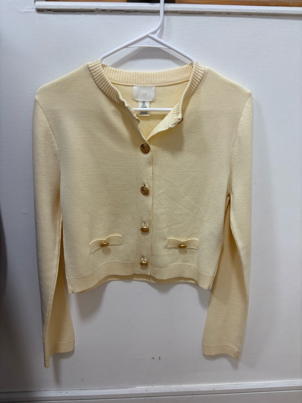 H&M Cream Button-Front Cropped Cardigan with gold detailing